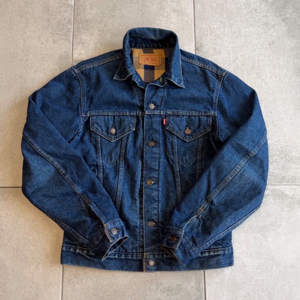 Vintage Levis Type 3 Denim Trucker Jacket Plaid Lined Blue Made in USA S 38L